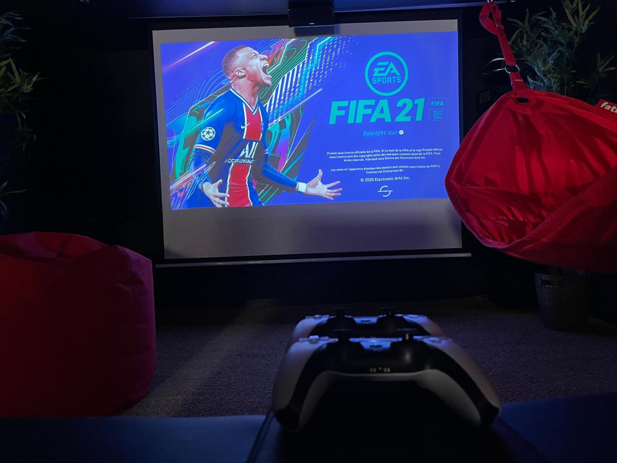 Capsule Cinema - Balneo Home Cinema Playstation 5 Valenciennes Exterior photo